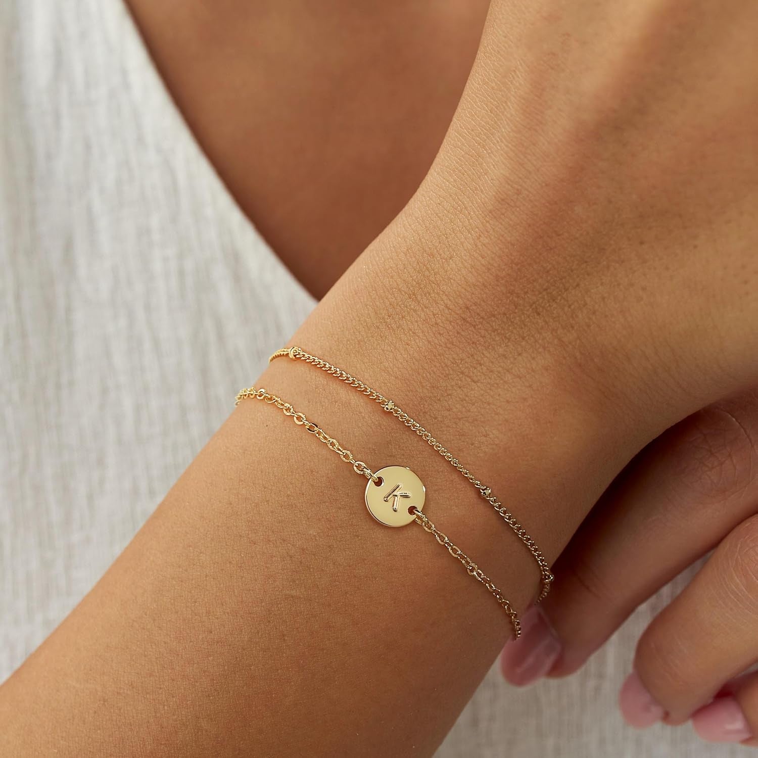 Gold Bracelets for Women Jewelry Gifts - Dainty 18K Real Gold Plated Disc Monogram Letter A-Z Initial Bracelets for Women Trendy Personalized Letter Bracelet Jewelry Gifts for Her